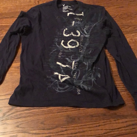 American Eagle longe sleeve fitted tee - Picture 1 of 1